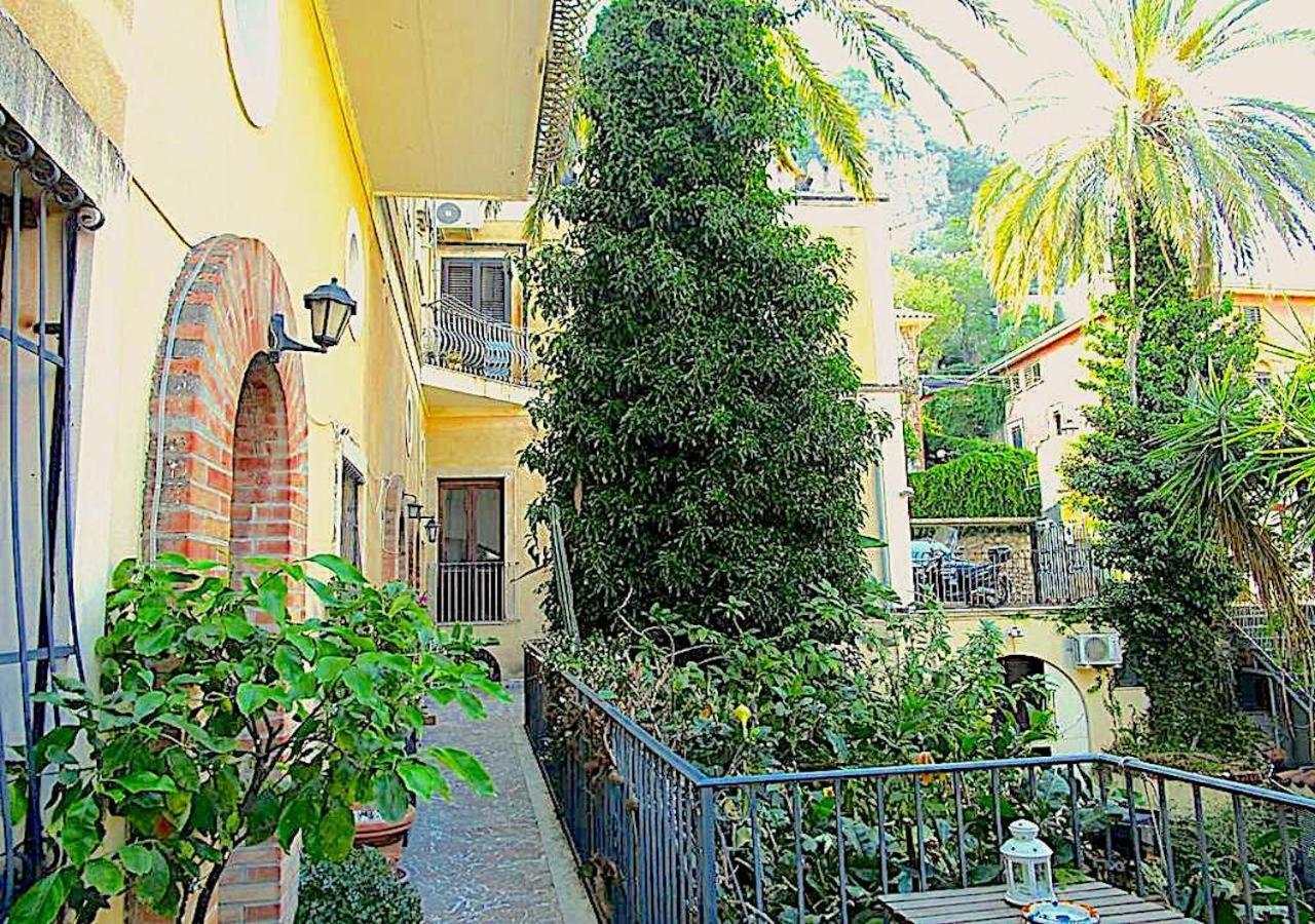 Arche Apartment Taormina Luaran gambar